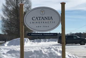 Catania-Chiropractic-Office-Sign-Eaton-New-York-13334-370x240